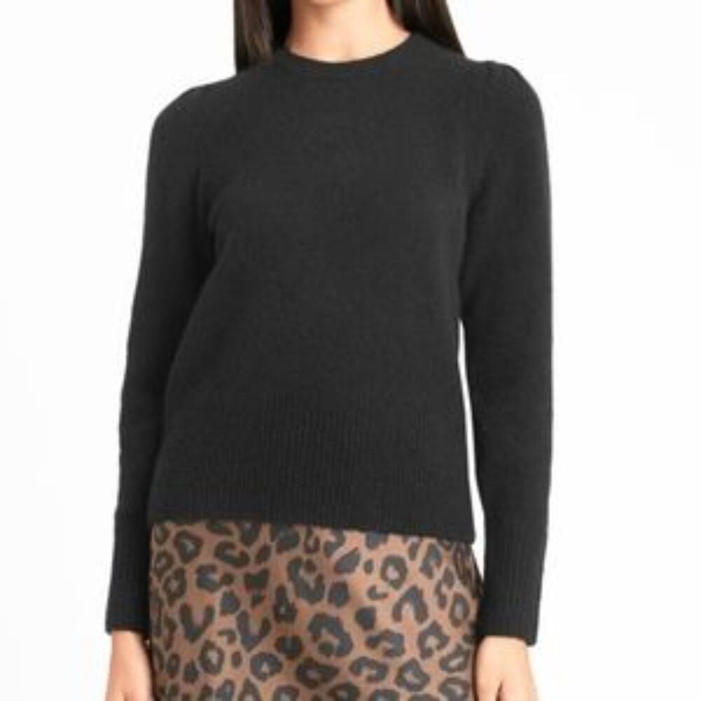 Banana‎ Republic Black Alpaca Wool Blend Long Sleeve Crew Neck Sweater Size M